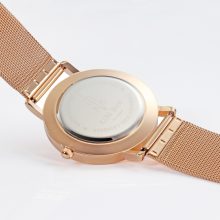 Ultra Thin Quartz Women Wristwatch